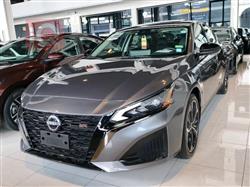 نيسان ألتيما